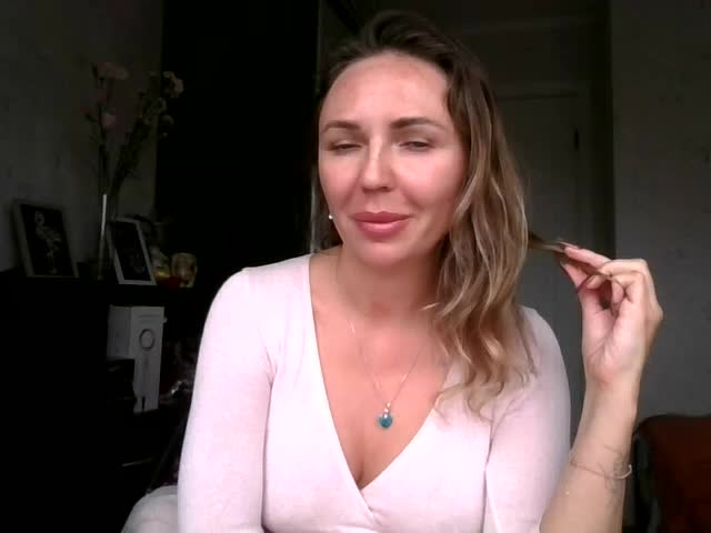 CuteAngelina Live Sex December 14, 2025