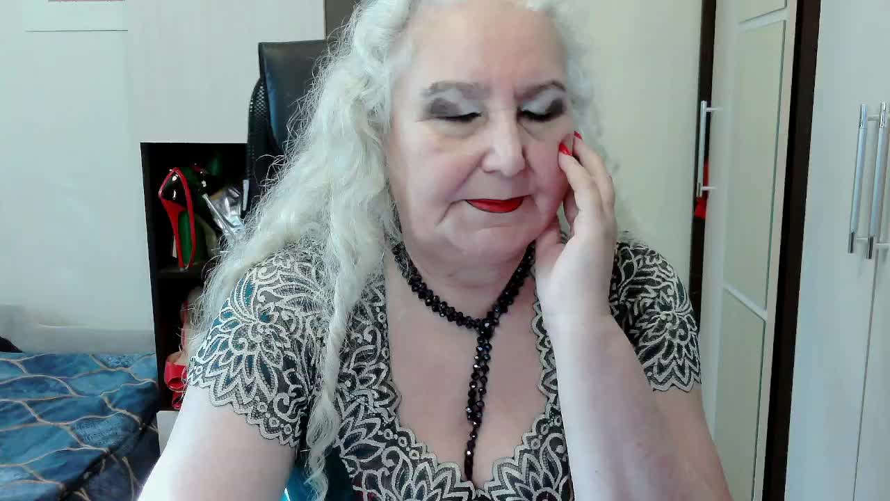 GrannyWants Live Sex December 17, 2025