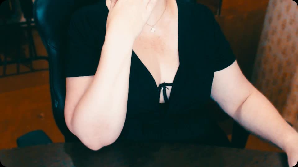 Alisa1917 Live Sex December 17, 2025