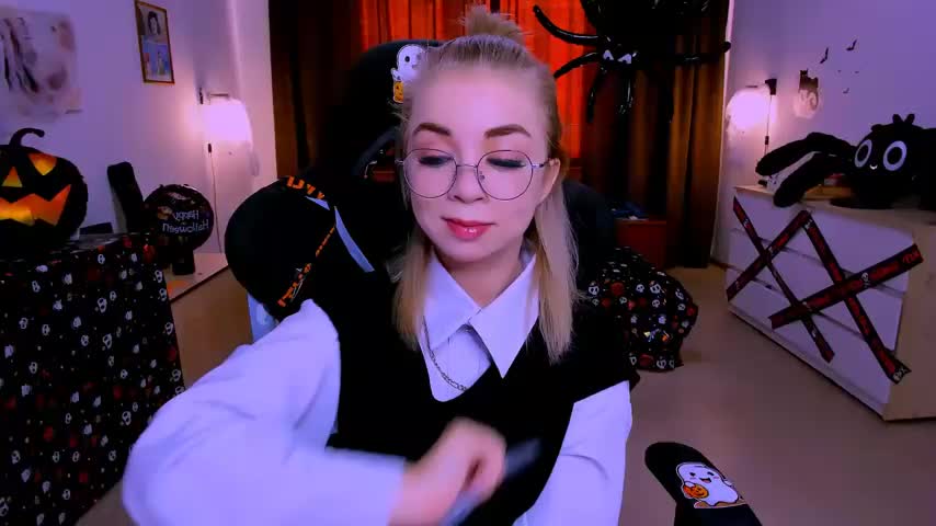 littleSiyfairy Live Sex December 13, 2025