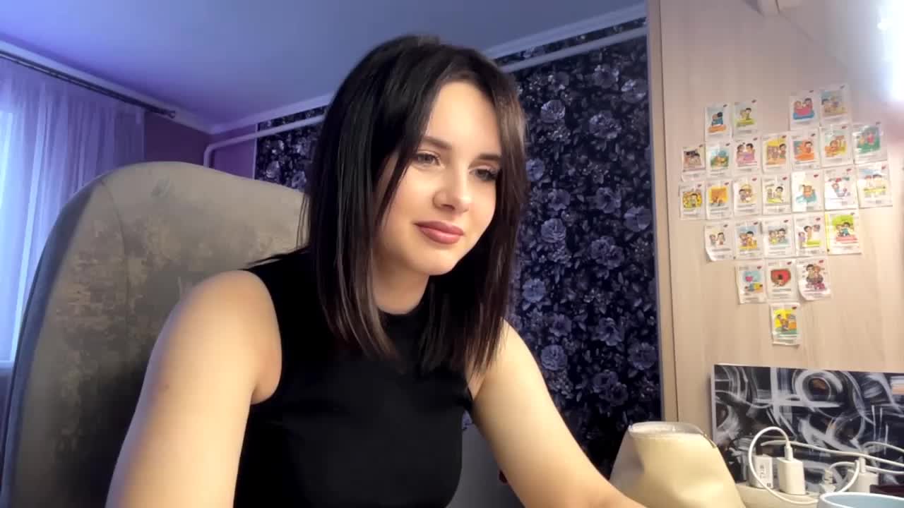 CANDY-LIPS-GIRL Live Sex December 13, 2025