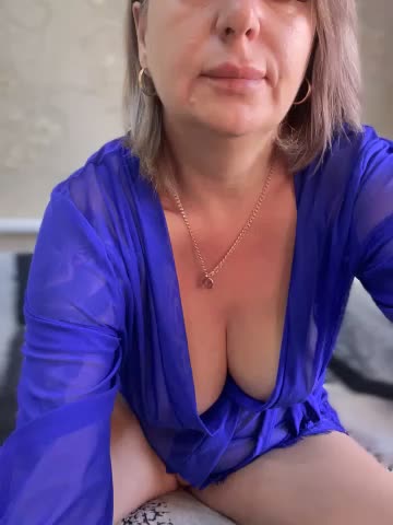 Milena-MilfaXXX Live Sex December 17, 2025