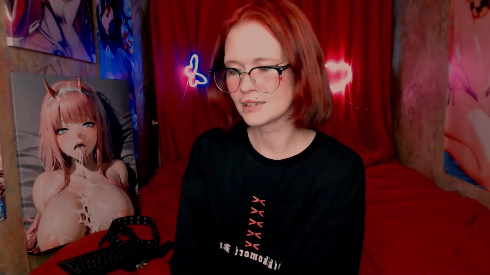 Velvet-and-Venom Live Sex December 17, 2025