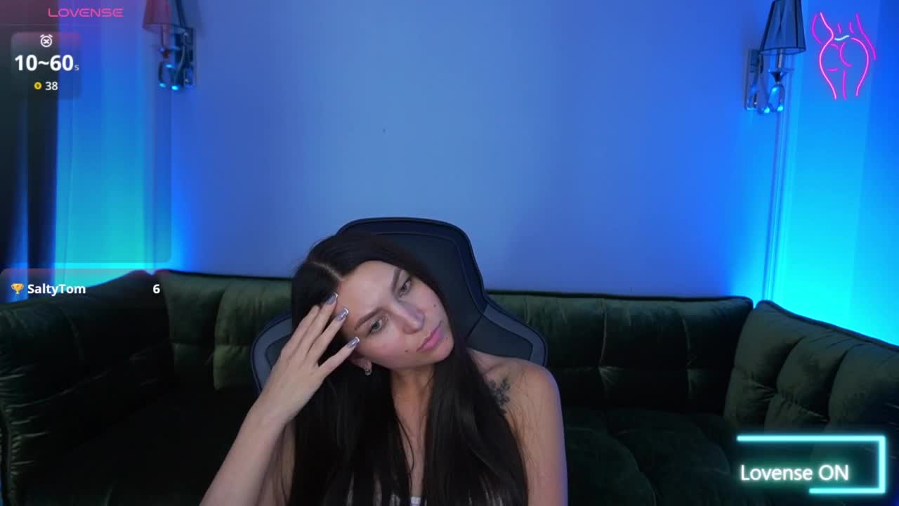 EliseVelour Live Sex December 17, 2025