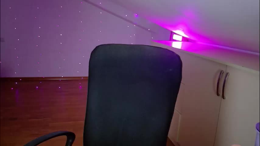 shadow_strikere Live Sex December 14, 2025