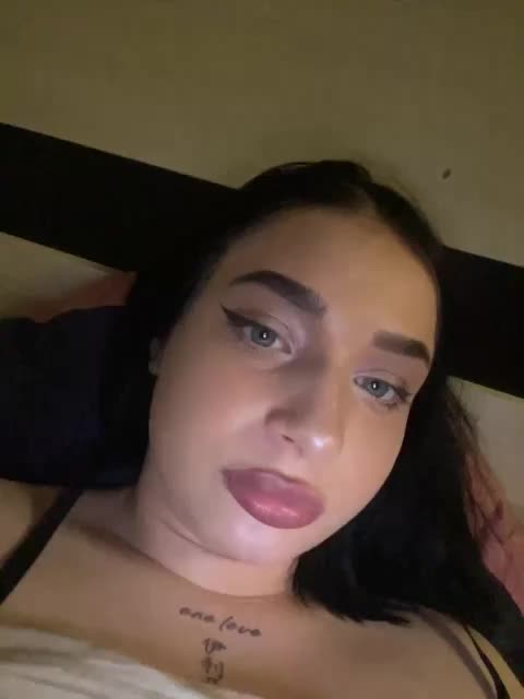 Aliska22 Live Sex December 12, 2025