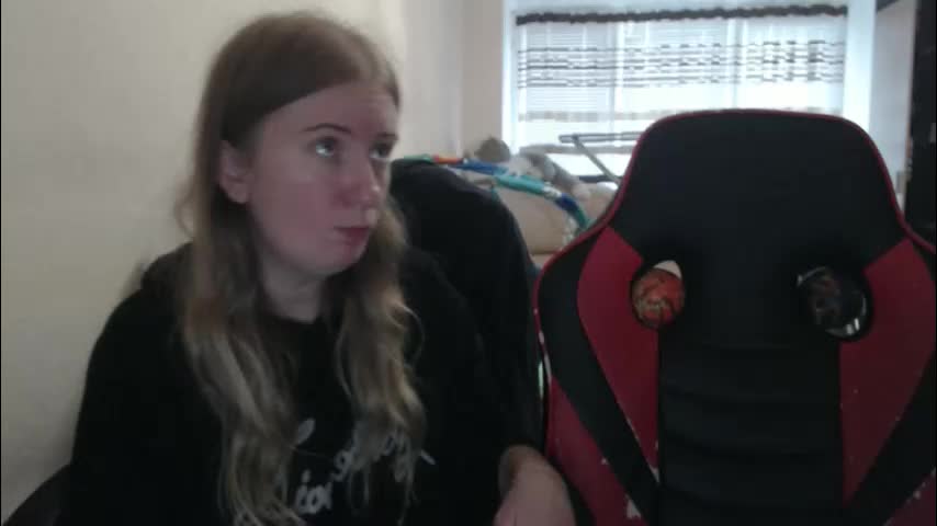 jenisandpeter Live Sex December 19, 2025