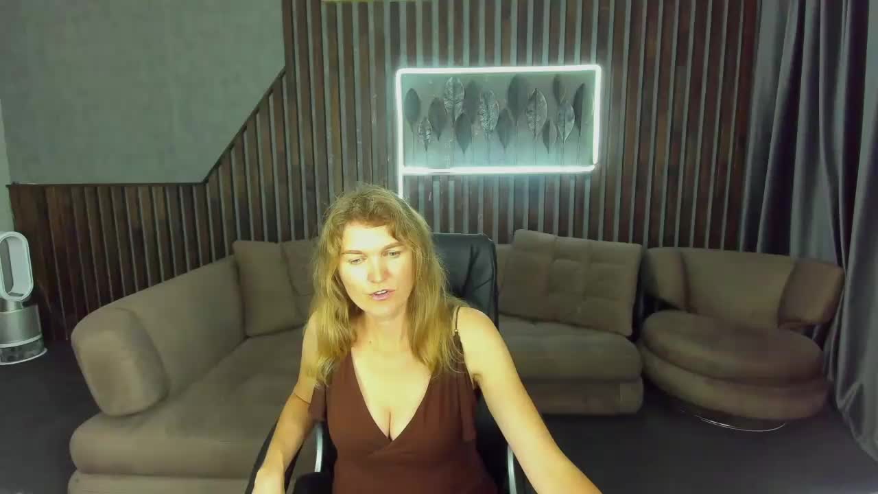 Annabel-xxx Live Sex December 14, 2025