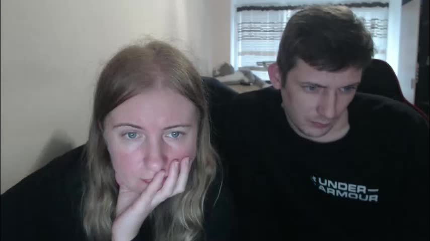 jenisandpeter Live Sex December 19, 2025
