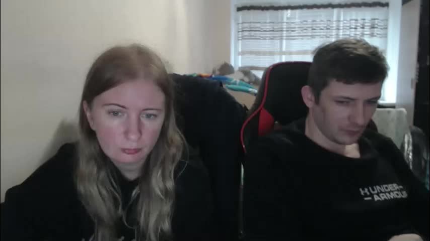jenisandpeter Live Sex December 19, 2025