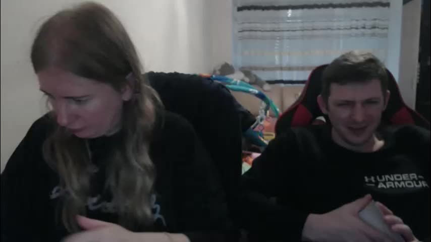 jenisandpeter Live Sex December 19, 2025