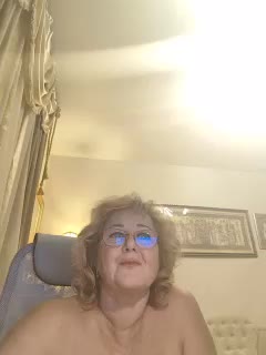 KarinkaSweet Live Sex December 17, 2025