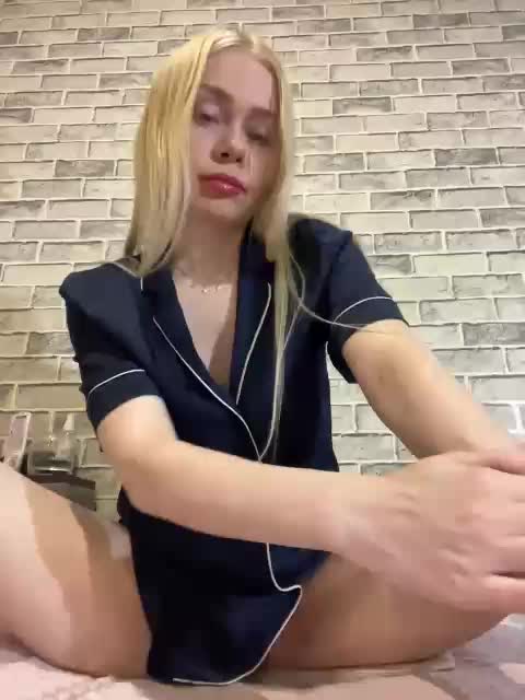 MirandaNow Live Sex December 14, 2025