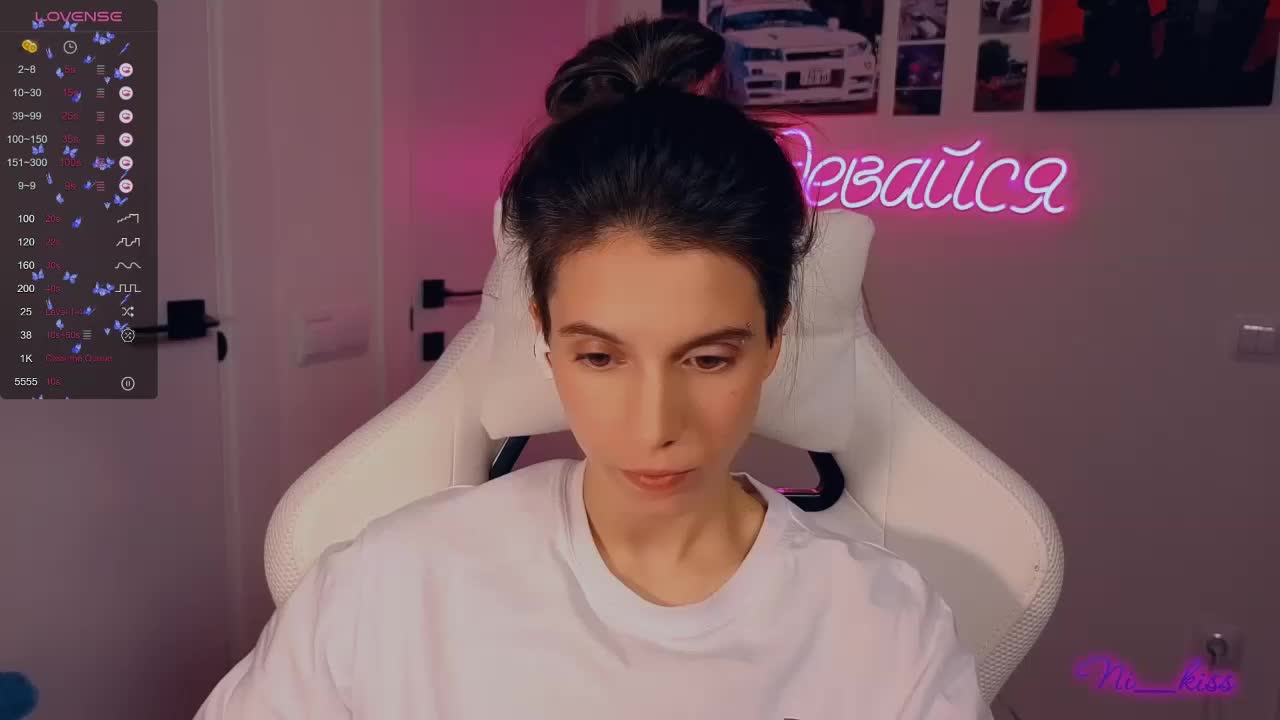 ni_kiss Live Sex December 13, 2025