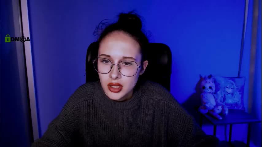 mona_cloud Live Sex December 18, 2025