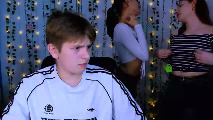 pure_radiance Live Sex December 17, 2025