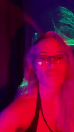 IzoldaBraunF Live Sex October 10, 2025