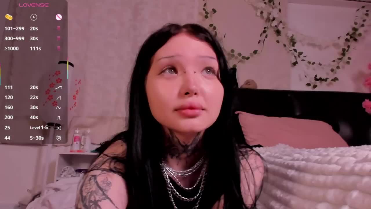 Leinbone Live Sex December 13, 2025