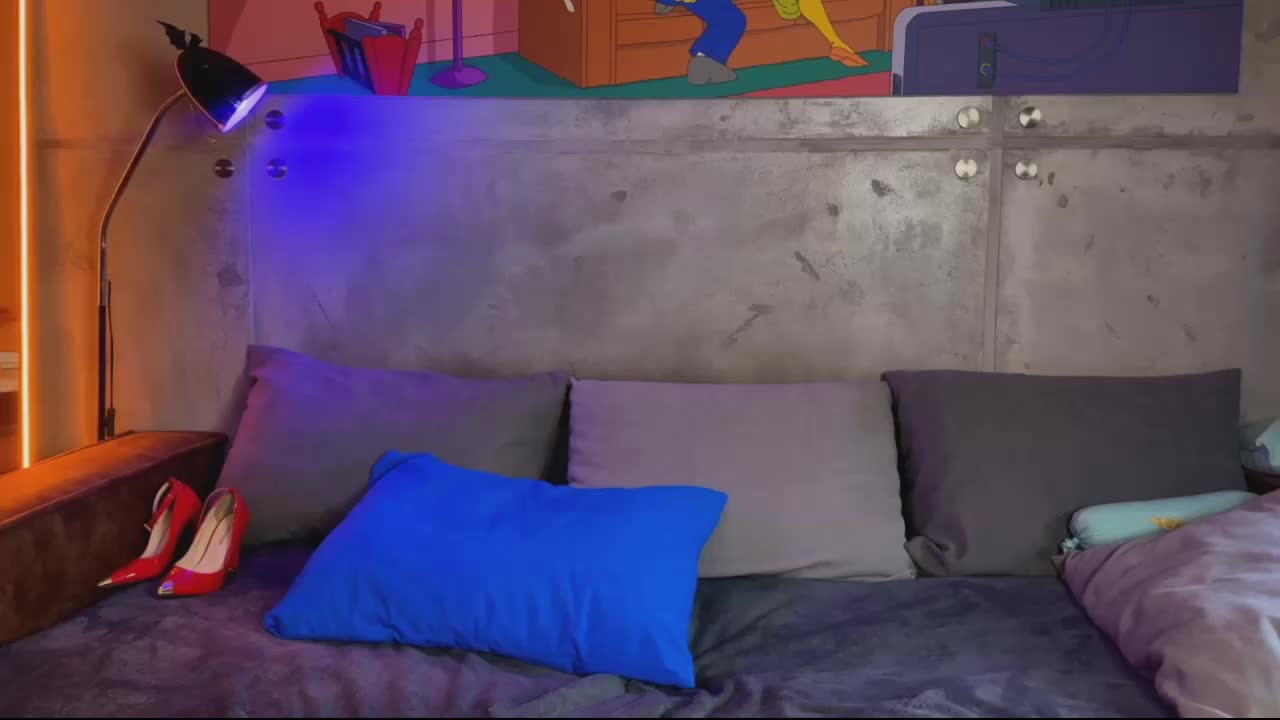 Na-izi Live Sex December 19, 2025