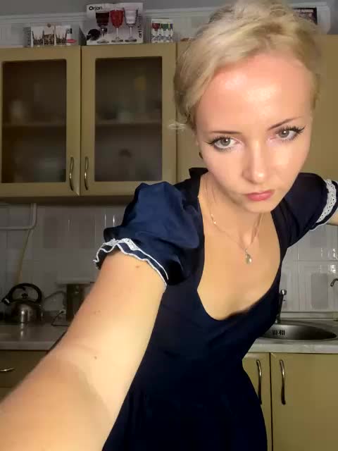 Kristinochka0316 Live Sex December 13, 2025
