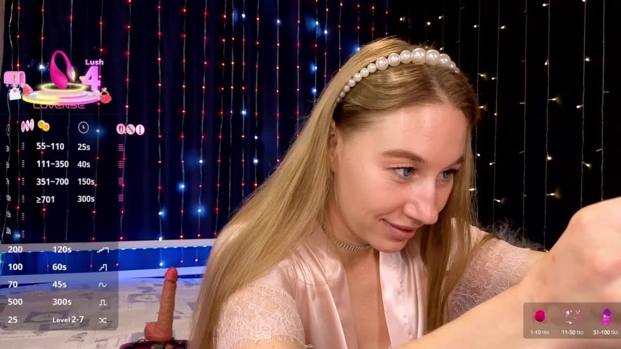 kiskaWEDNESDAY Live Sex December 17, 2025