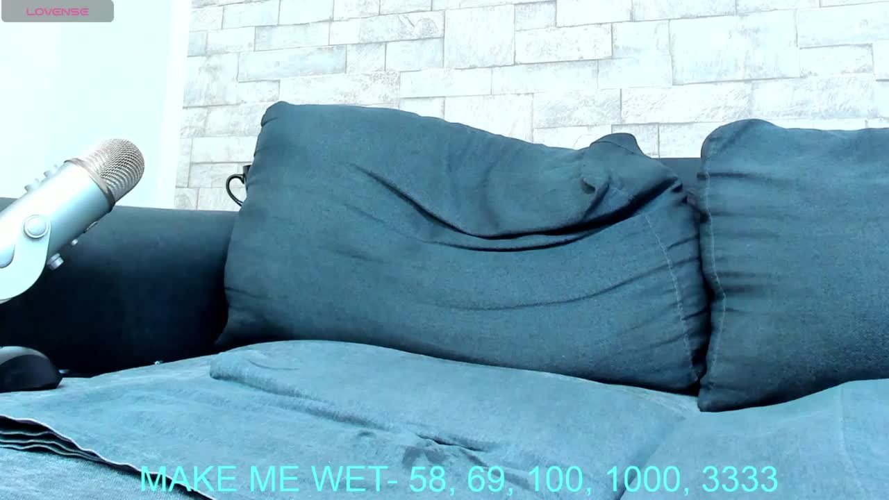 Nefirtiti Live Sex December 17, 2025