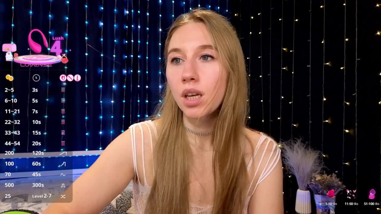 kiskaWEDNESDAY Live Sex December 17, 2025