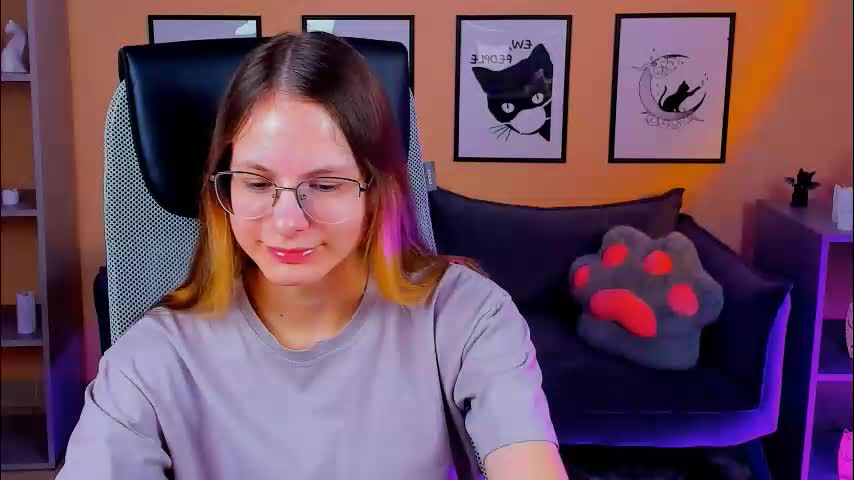 carrie_roses Live Sex December 15, 2025