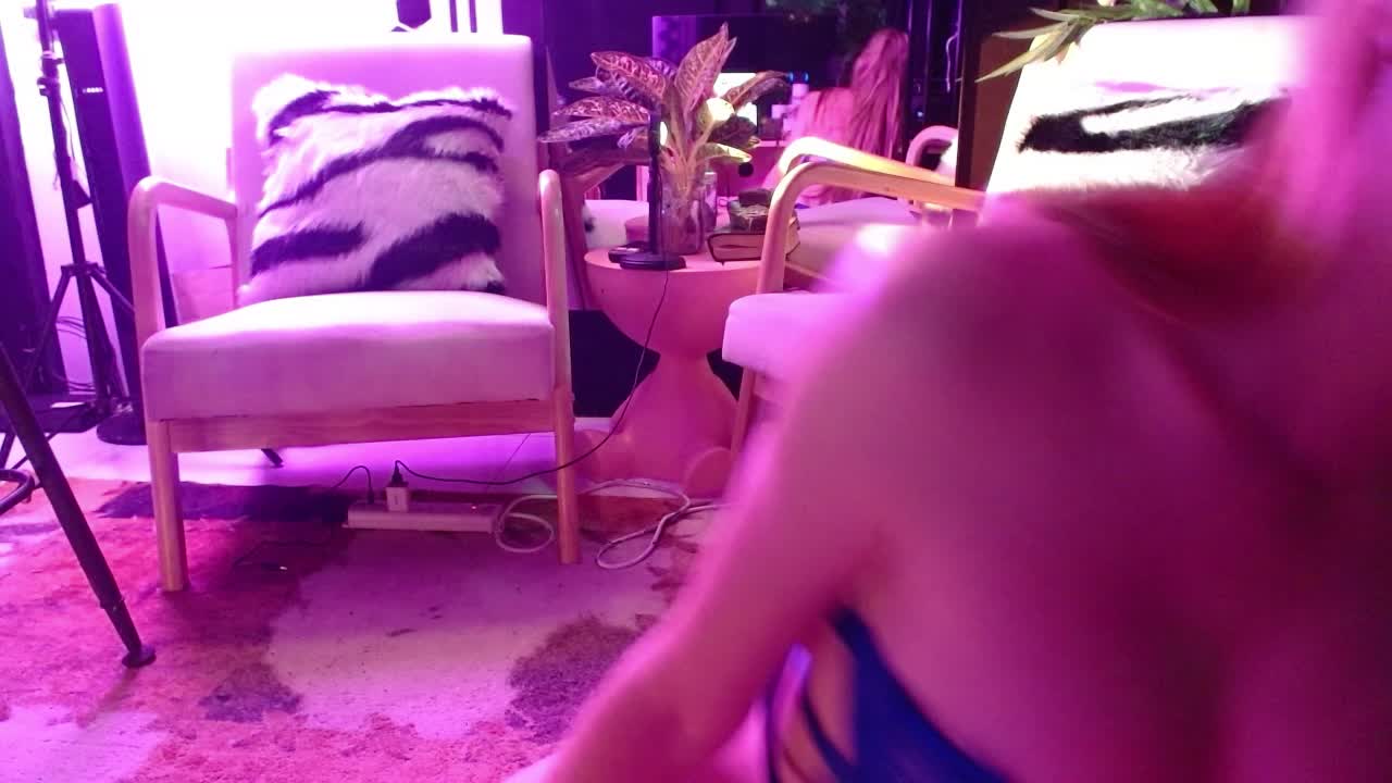 -AfricaYa- Live Sex December 17, 2025