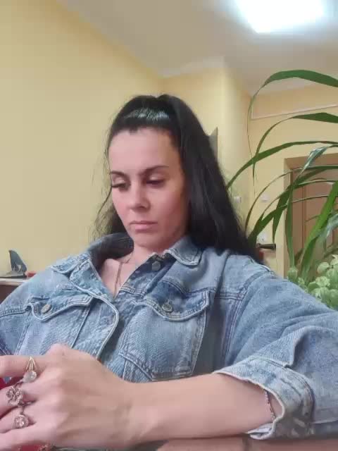 -France- Live Sex December 13, 2025