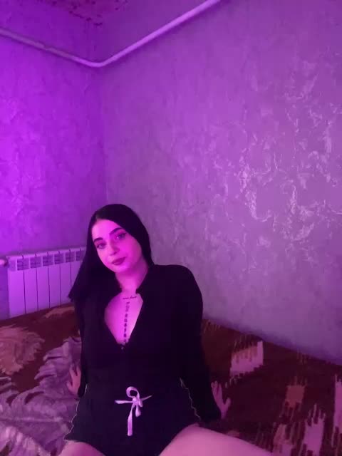 Aliska22 Live Sex December 12, 2025