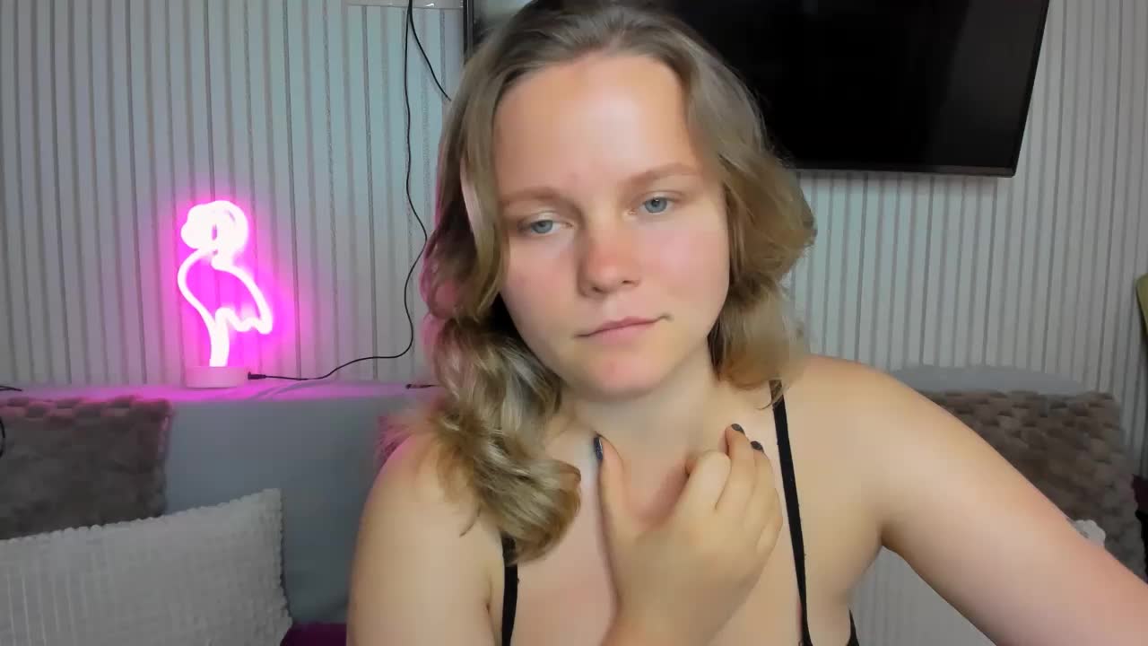 milalapka Live Sex December 17, 2025