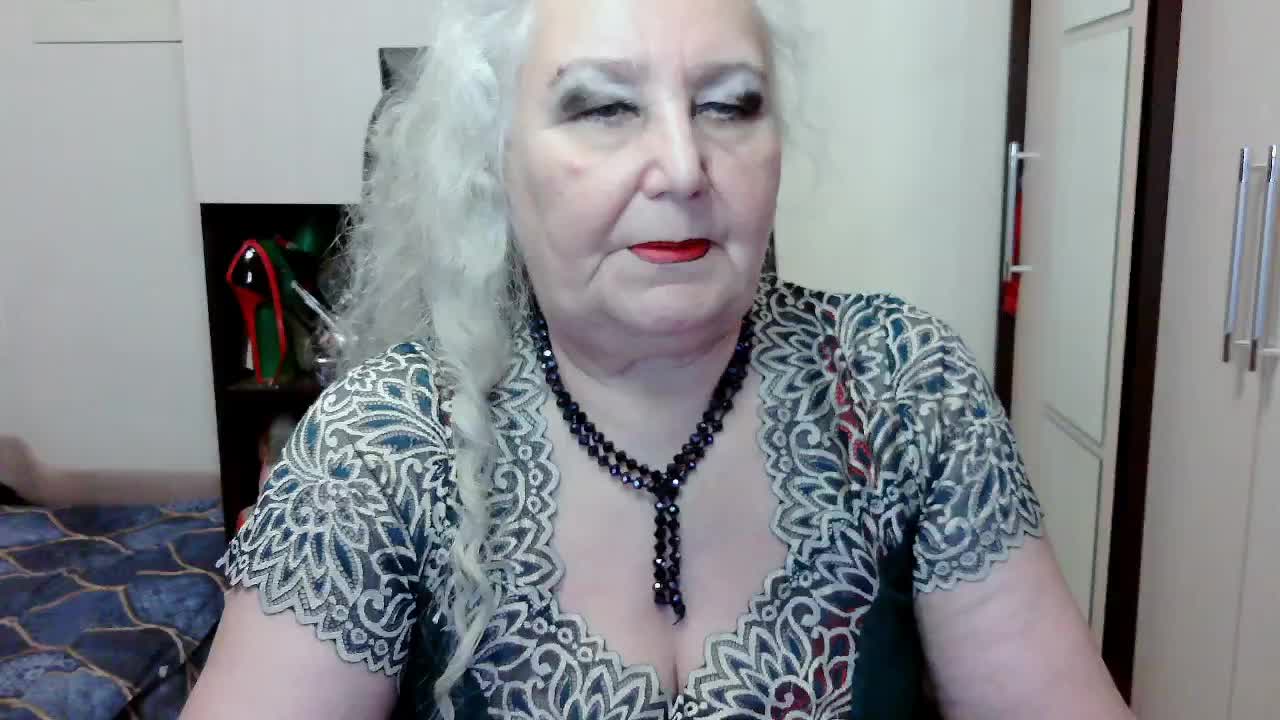 GrannyWants Live Sex December 17, 2025