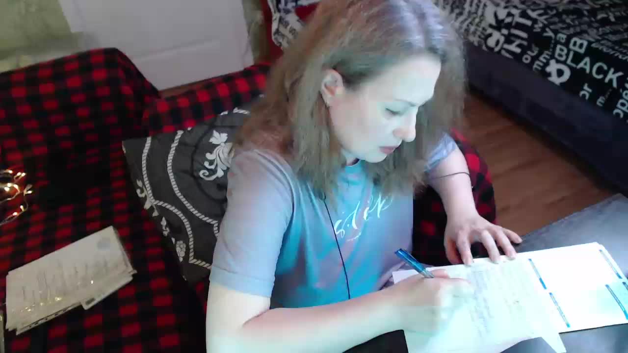 MeganIris Live Sex December 18, 2025