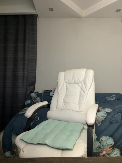 Eva-Bella Live Sex December 13, 2025