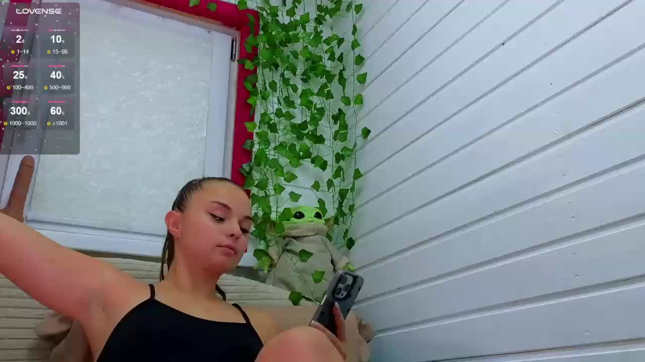 misss-vikki Live Sex December 18, 2025
