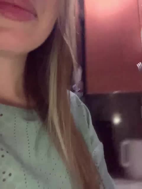 Polichkaaaa Live Sex December 14, 2025