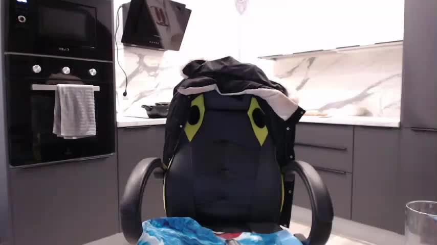 blondalina Live Sex December 17, 2025