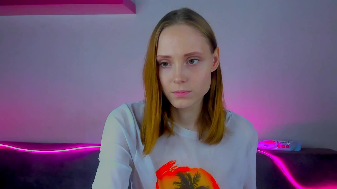 GinaLovely Live Sex December 17, 2025