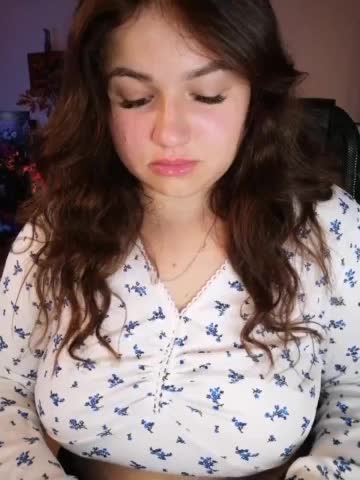 JuliaHesperaks Live Sex December 14, 2025