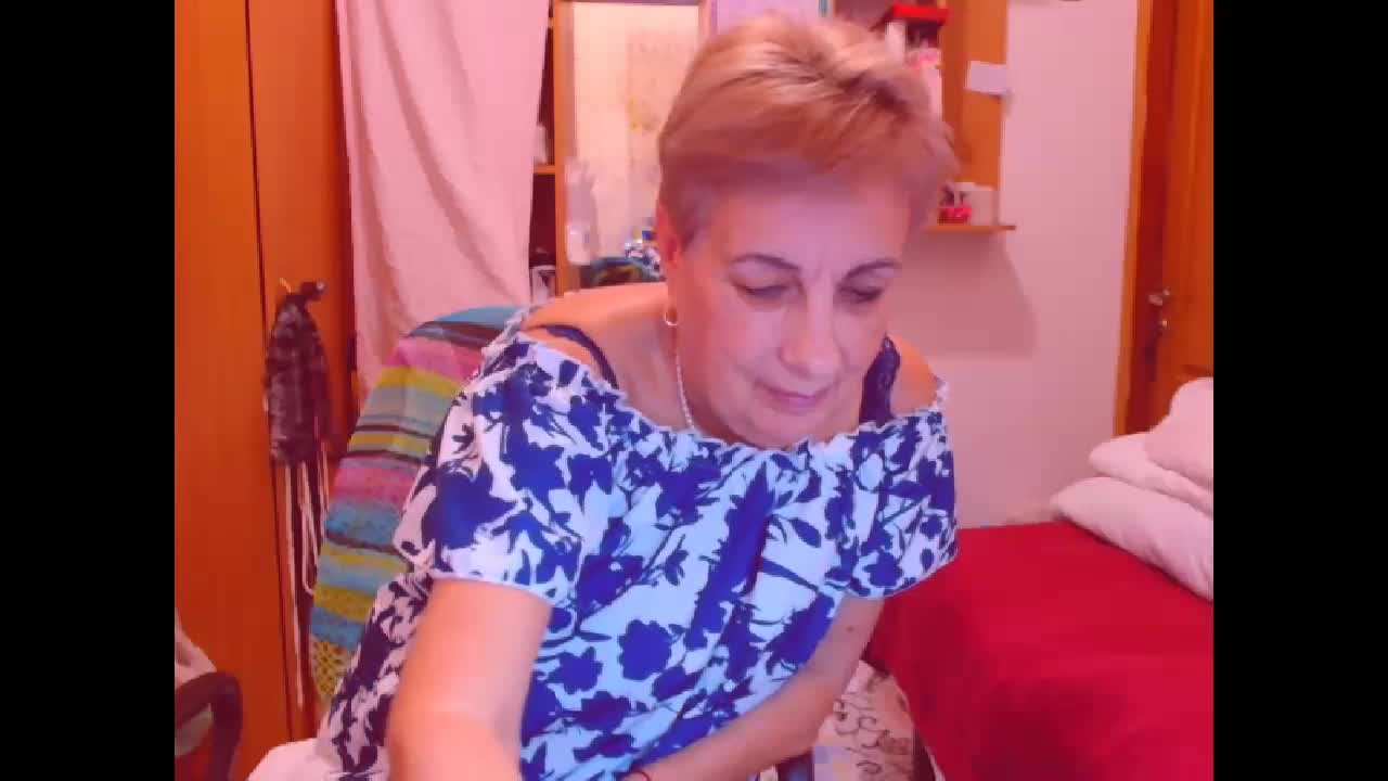 Victoria5643 Live Sex December 14, 2025