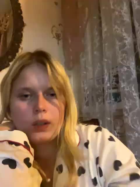 Pionchick Live Sex October 11, 2025