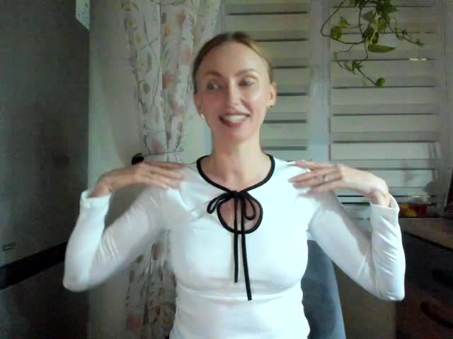 EvaXlove69 Live Sex December 13, 2025