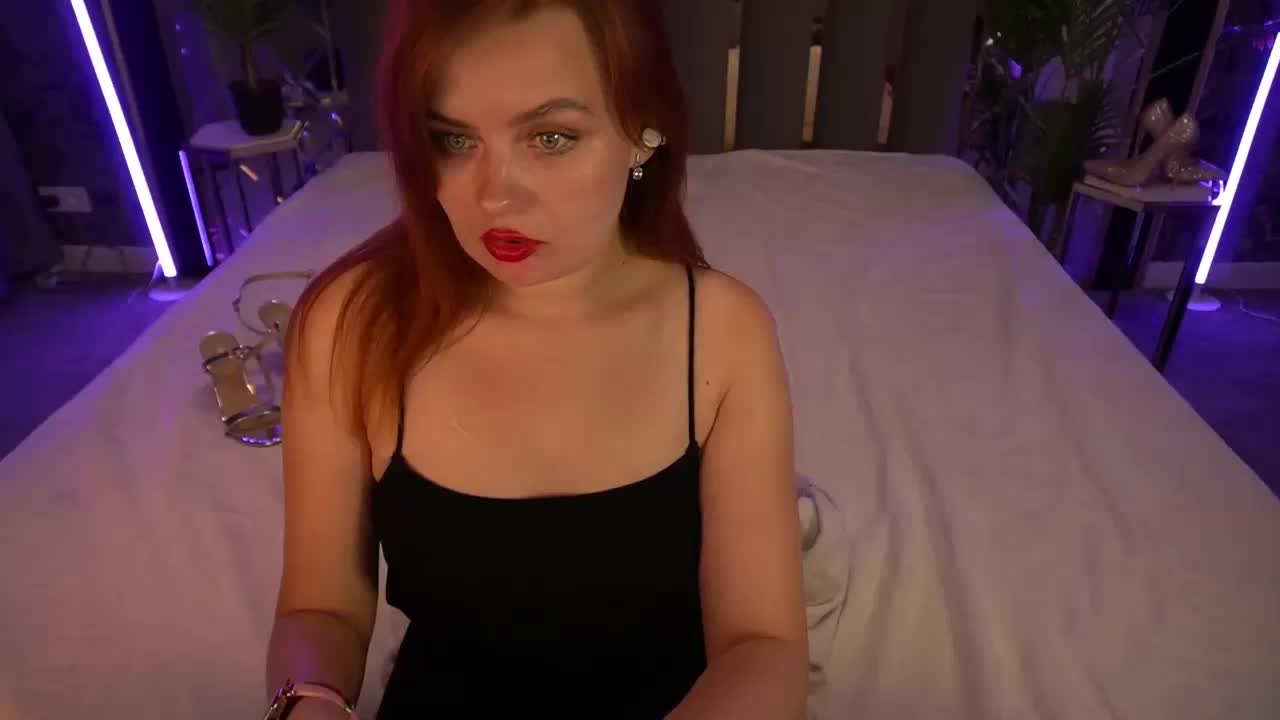 RedDoll Live Sex December 17, 2025