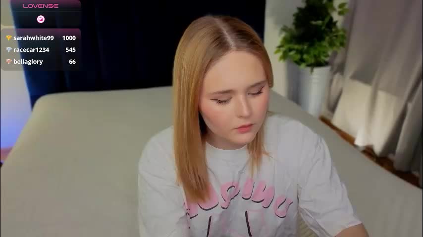 nanami_v02 Live Sex December 18, 2025