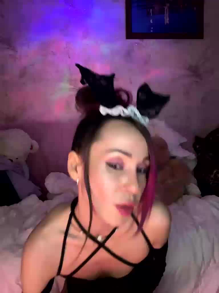 VIP17CoupleDream Live Sex December 18, 2025