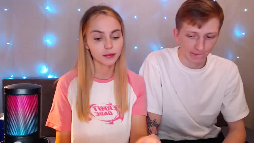 juliaanddima Live Sex December 17, 2025