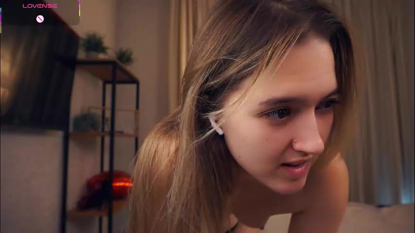 hip_hop_baby Live Sex December 14, 2025