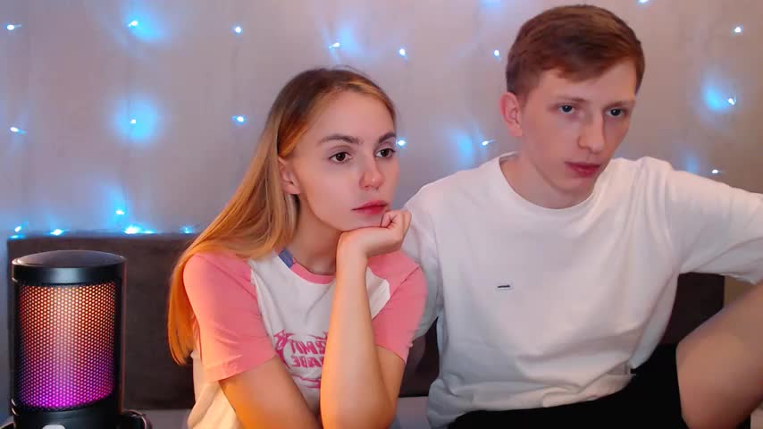 juliaanddima Live Sex December 17, 2025
