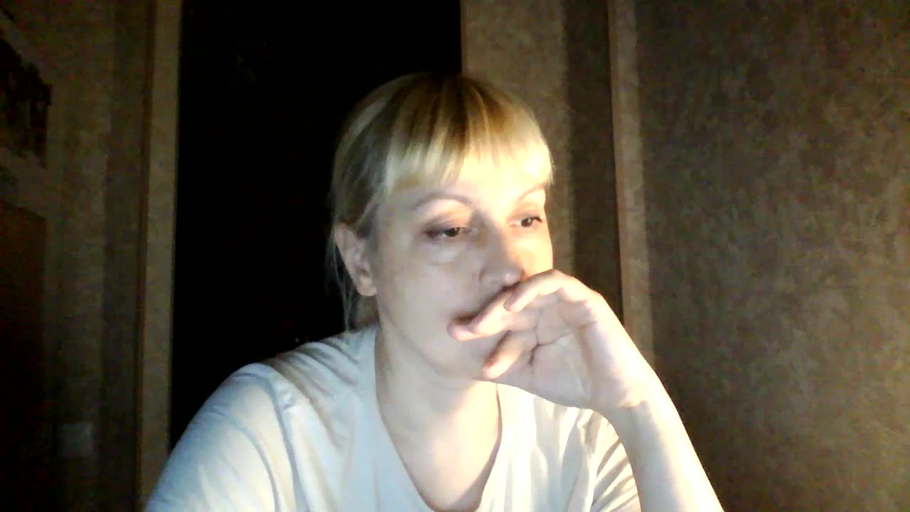 krisss2016 Live Sex December 15, 2025